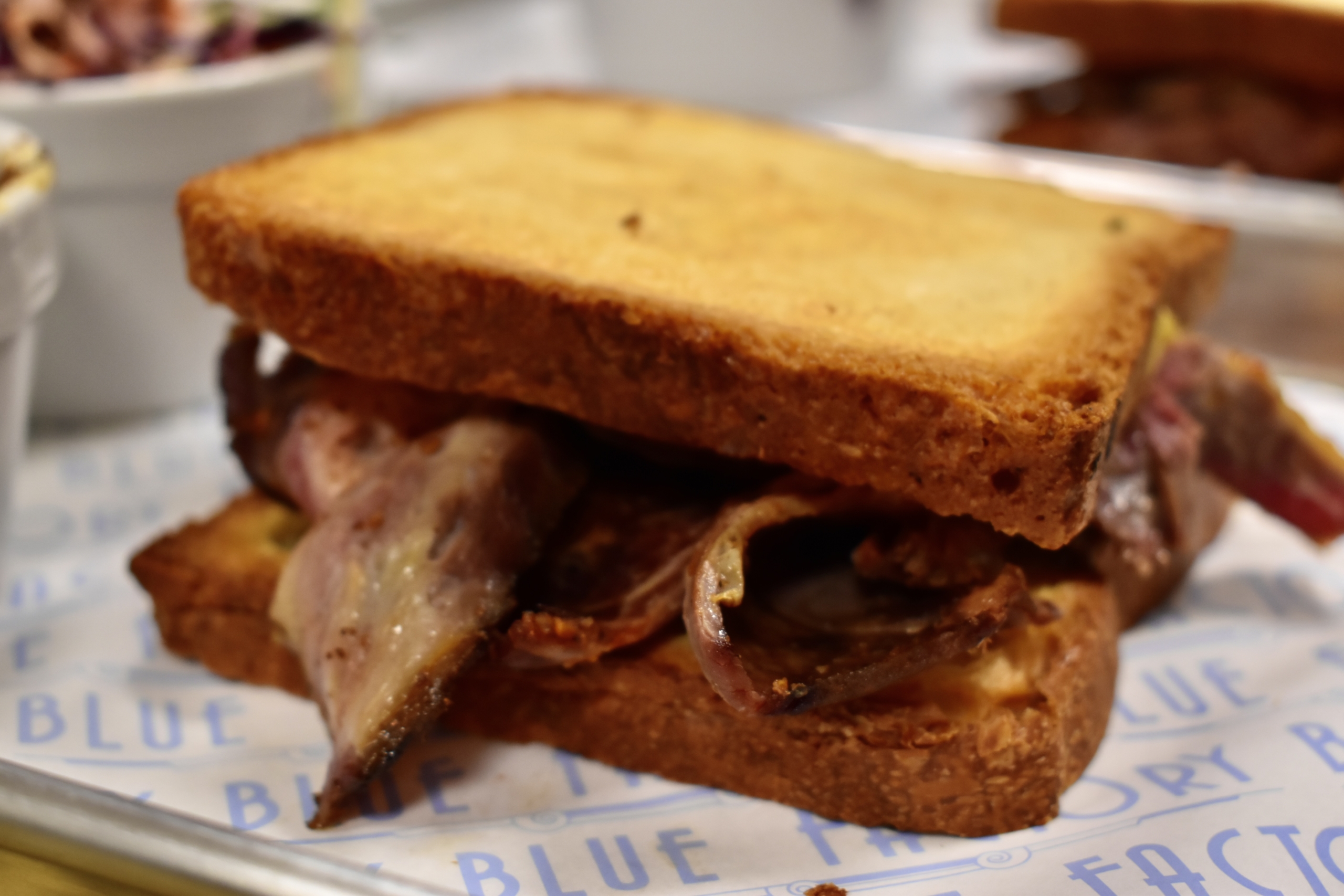 Texas toast pastrami boeuf restaurant Blue Factory Chateau Thébaud, Maisdon-sur-sèvres, Le Bignon, Aigrefeuille-sur-maine, Montbert